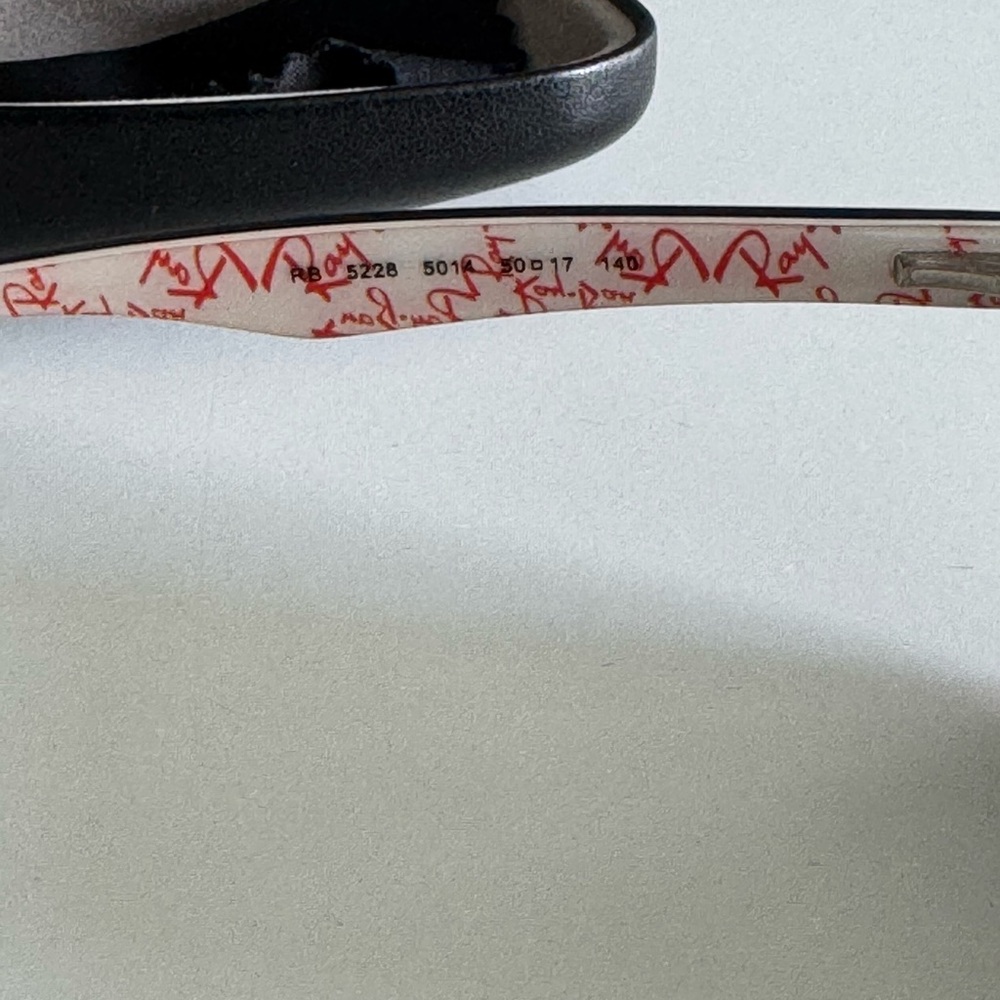Ray-Ban Black Rectangular frames - Picture 2 of 3